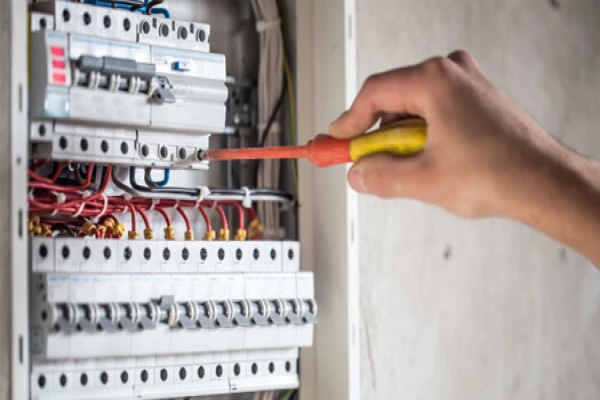 Looking for an electrician in Dubai?