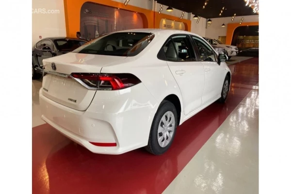 Toyota Corolla HYBRID - 2021 | GCC | Low Mileage | Sedan | 1.8L