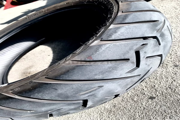 PIRELLI MOTORBIKE TYRES FOR SALE - GOOD CONDITION